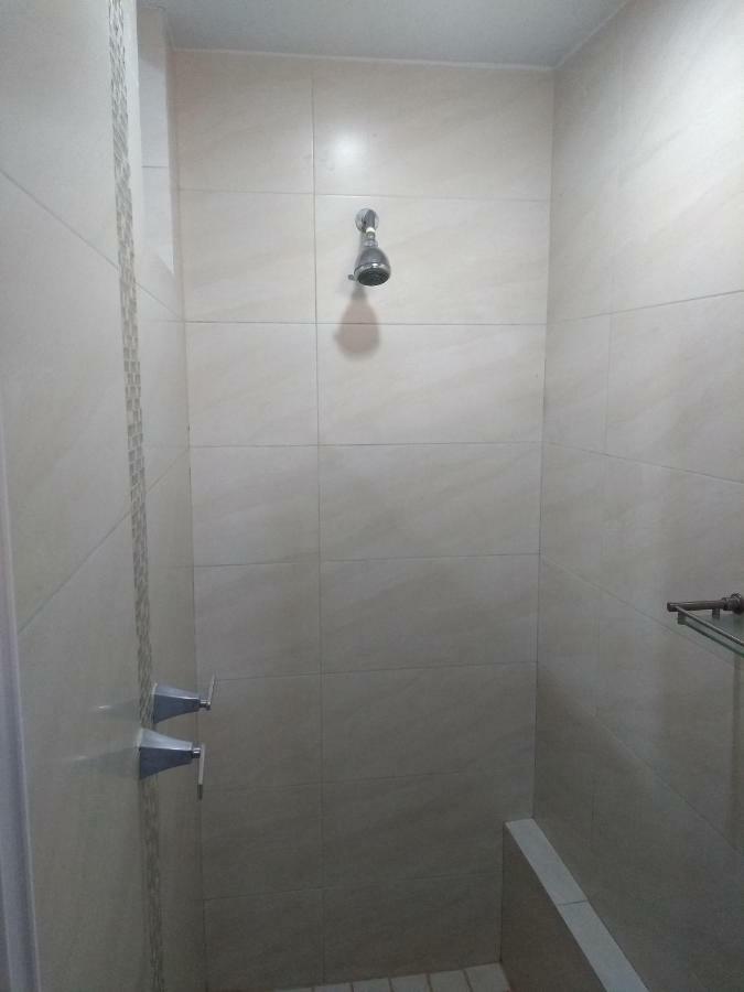 Suites Chapultepec グアダラハラ エクステリア 写真