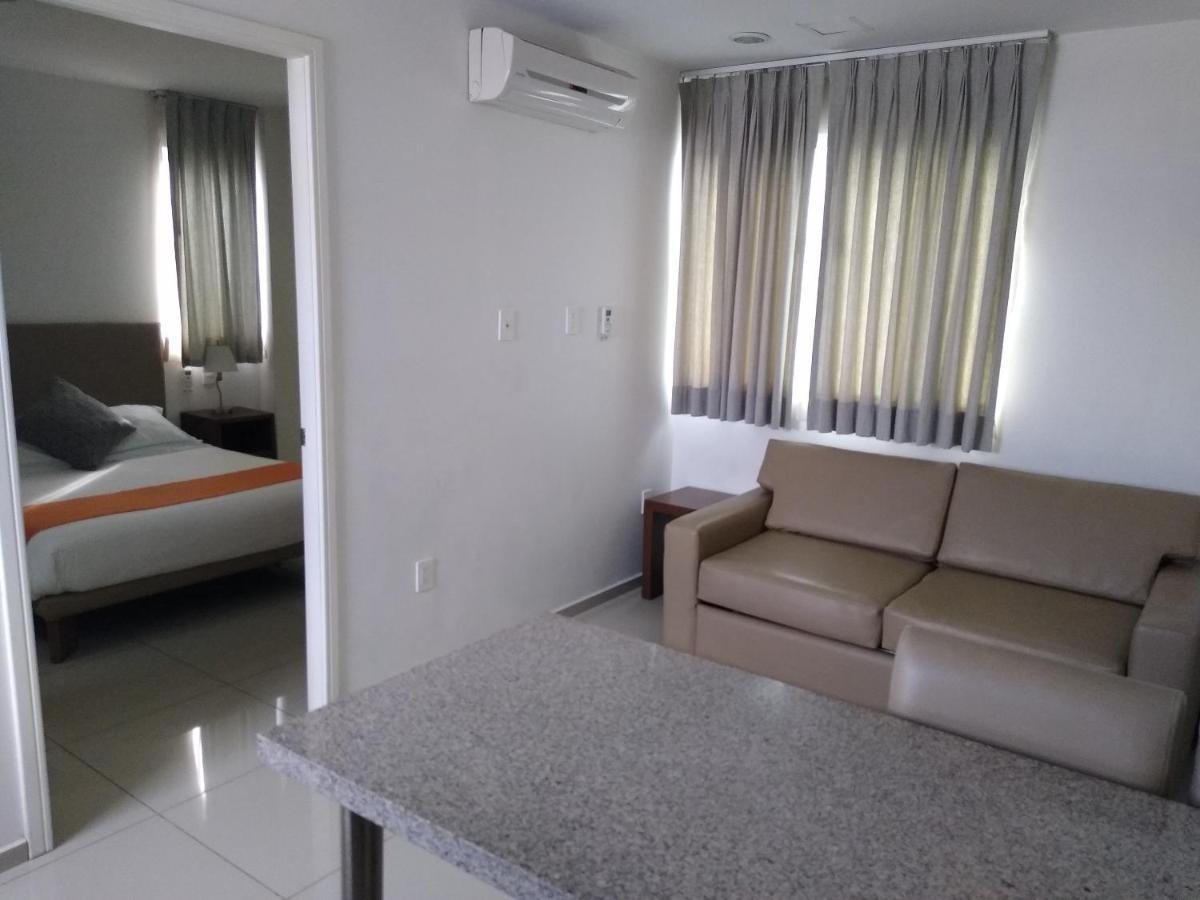 Suites Chapultepec グアダラハラ エクステリア 写真